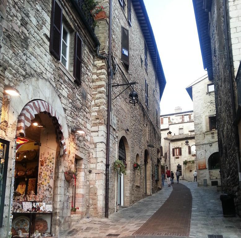 Il Cortile Di San Rufino Apartment อัสซิซี ห้อง รูปภาพ